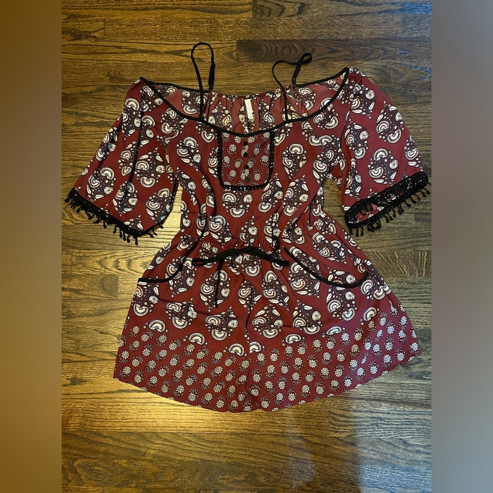 Xhiliration paisley romper